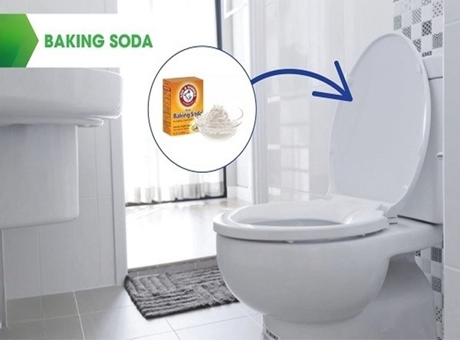 Tẩy trắng bồn cầu bị ố v&agrave;ng sử dụng baking soda