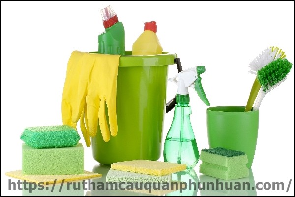 C&aacute;ch khử m&ugrave;i h&ocirc;i c&aacute;c vật dụng trong nh&agrave; vệ sinh