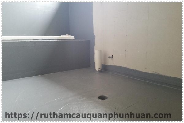 Chống thấm nh&agrave; vệ sinh cũ hiệu quả