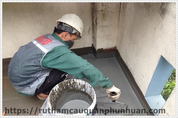 Chống thấm nh&agrave; vệ sinh cũ bằng m&agrave;ng chống thấm