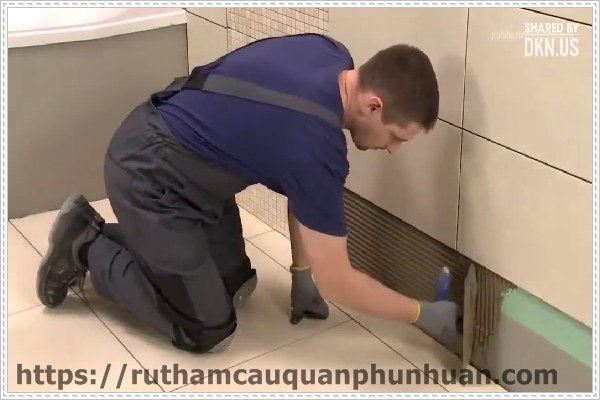 Chống thấm nh&agrave; vệ sinh cũ l&agrave; rất quan trọng